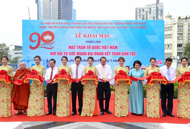 Khai mạc triển lãm ảnh MTTQ Việt Nam - nơi hội tụ sức mạnh khối đại đoàn kết dân tộc - Ảnh 1.