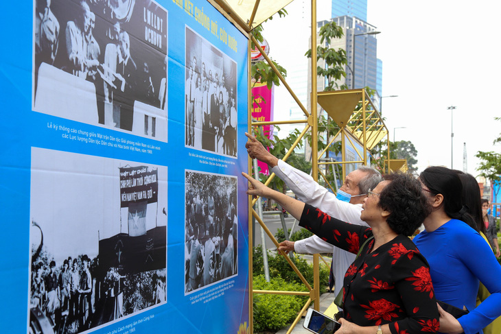 Khai mạc triển lãm ảnh MTTQ Việt Nam - nơi hội tụ sức mạnh khối đại đoàn kết dân tộc - Ảnh 4.