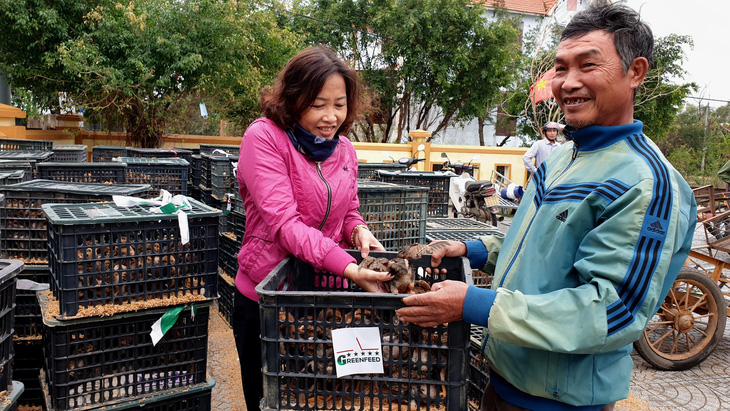 Trao sinh kế cho người dân vùng lũ Quảng Bình - Ảnh 3.