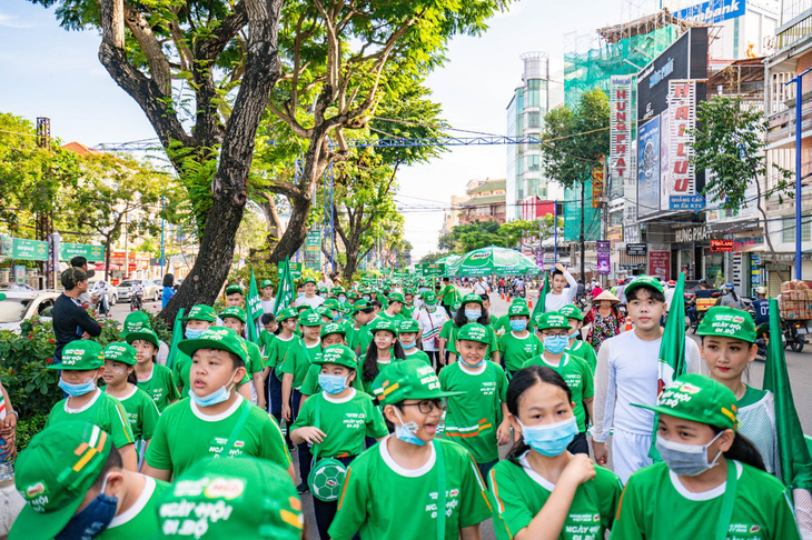 ‘Năng động Việt Nam’ tiếp tục truyền lửa thể thao đến trẻ em Đồng bằng sông Cửu Long - Ảnh 2.