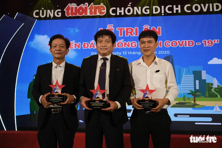 Đi chống dịch COVID-19 trở về, con không nhận ra… mẹ - Ảnh 6.