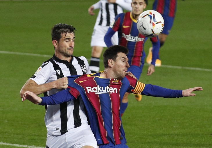 Messi đối đầu với Mbappe, Chelsea đụng mặt Atletico Madrid - Ảnh 1.