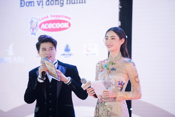 Hoa hậu Lương Thùy Linh tiết lộ là mình là fan cuồng của Phở - Ảnh 4.