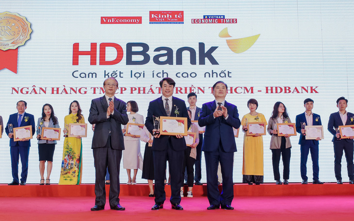 HDBank nhận giải Ngân hàng bán lẻ và SME hàng đầu