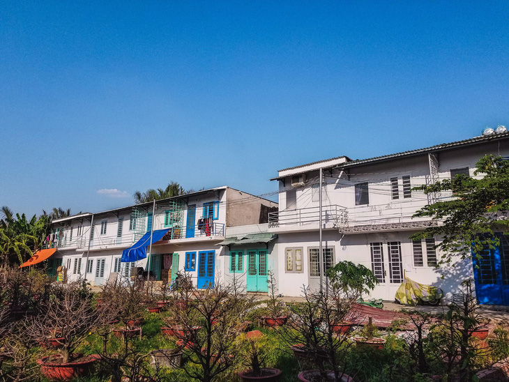 TP.HCM: Tháo dỡ 38 căn nhà xây dựng trái phép ở phường Hiệp Bình Chánh - Ảnh 3.