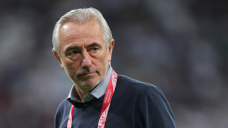 Bổ nhiệm lại Bert Van Marwijk, UAE có muốn dự World Cup không? - Ảnh 1.