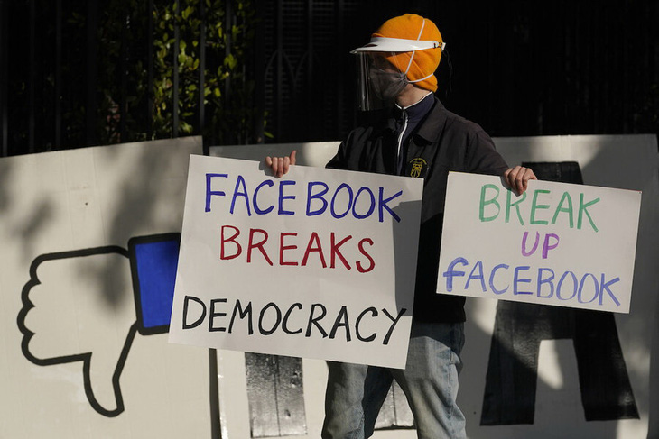 EU tung 2 dự luật bom tấn, Facebook, Google hết thời làm mưa gió? - Ảnh 1.