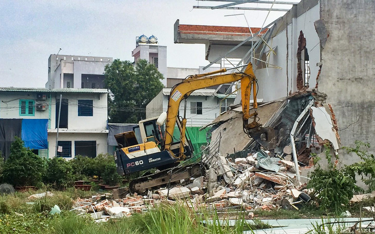 TP.HCM: Tháo dỡ 38 căn nhà xây dựng trái phép ở phường Hiệp Bình Chánh