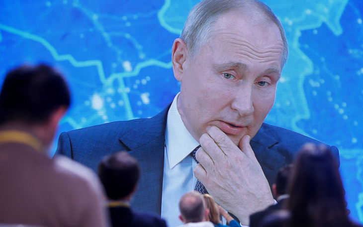 Tổng thống Putin nói sẽ tiêm vắc xin COVID-19 "ngay khi có thể"