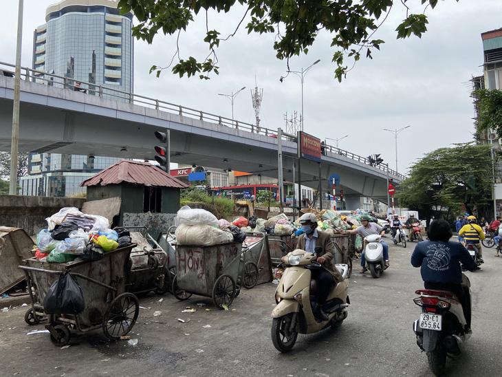 Thủ tướng chỉ thị cấp bách tăng cường quản lý chất thải rắn - Ảnh 2.