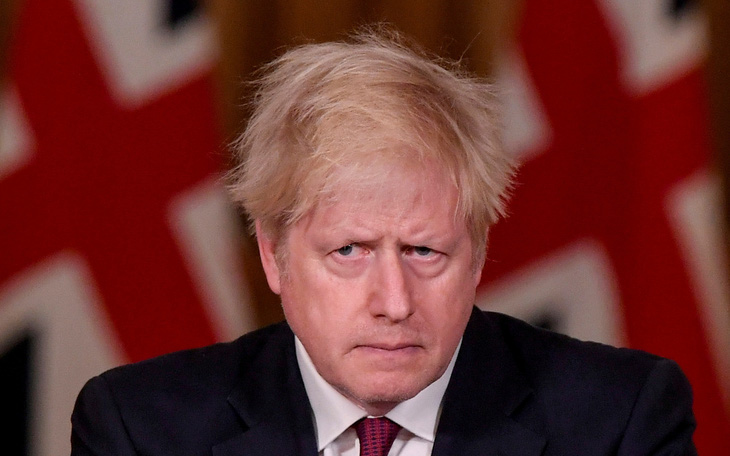 Thủ tướng Anh đột ngột đổi ý, phong tỏa London vì virus corona lây lan nhanh