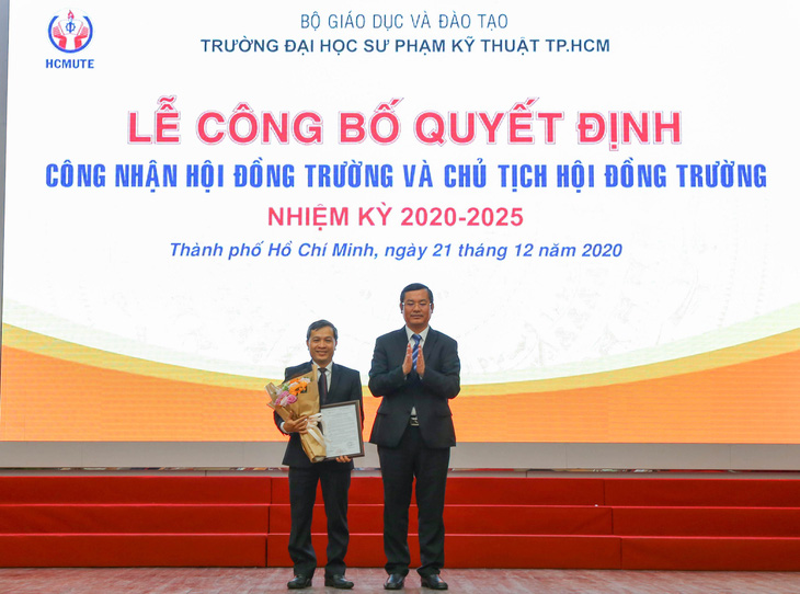 Bí thư Phú Yên tham gia hội đồng Trường ĐH Sư phạm kỹ thuật TP.HCM - Ảnh 2.