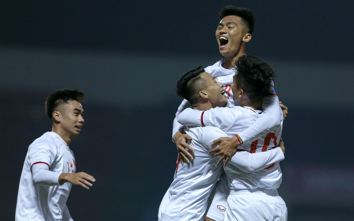 U23 Việt Nam - U23 Myanmar (hết hiệp 1): 0-0