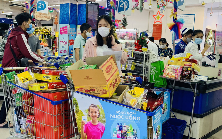 Saigon Co.op: Rầm rộ giảm giá hàng Tết, chiết khấu cao giỏ quà đặt sớm
