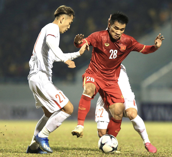 Tuyển VN - U22 VN: 3-2: Kinh nghiệm thắng sức trẻ - Ảnh 1.