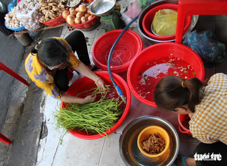 Quán cơm chay ‘gieo duyên tùy tâm’ - Ảnh 6.