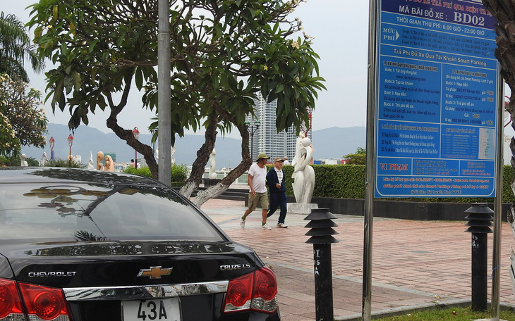 Thu phí đỗ ôtô trên đường phố Đà Nẵng từ 15.000 - 40.000 đồng/giờ