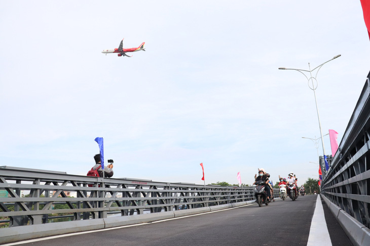 Thông xe cầu An Phú Đông, từ Gò Vấp qua quận 12 hết cảnh qua sông lụy đò - Ảnh 2.