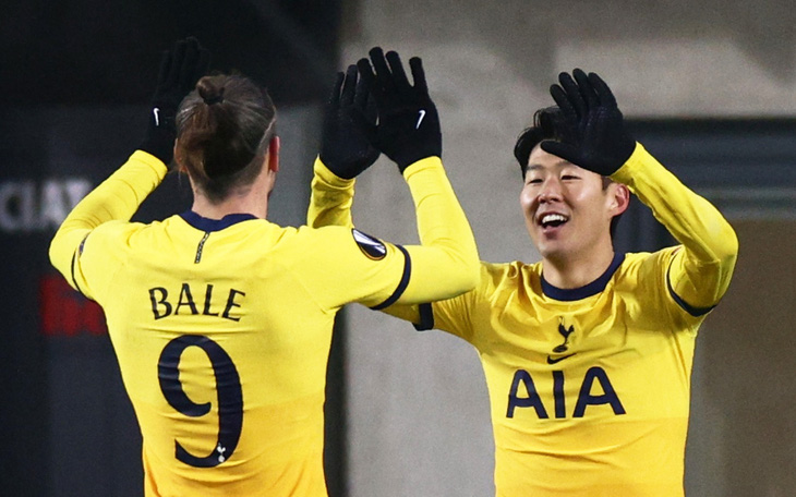 Gareth Bale và Son Heung Min lập công giúp Tottenham giành vé