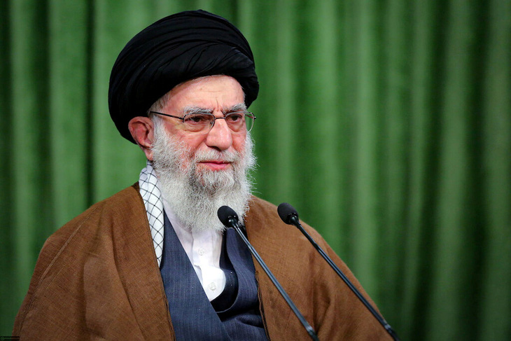 Iran bác tin đồn Lãnh tụ tối cao Ali Khamenei sức khỏe yếu - Ảnh 1.