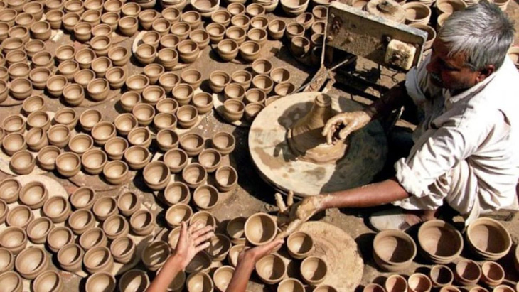 Khôi phục tách trà đất nung truyền thống của Ấn Độ - Ảnh 1.