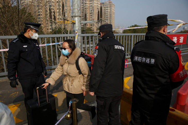 Trung Quốc kéo dài kỳ nghỉ tết trên toàn tỉnh Hồ Bắc do virus corona - Ảnh 1.