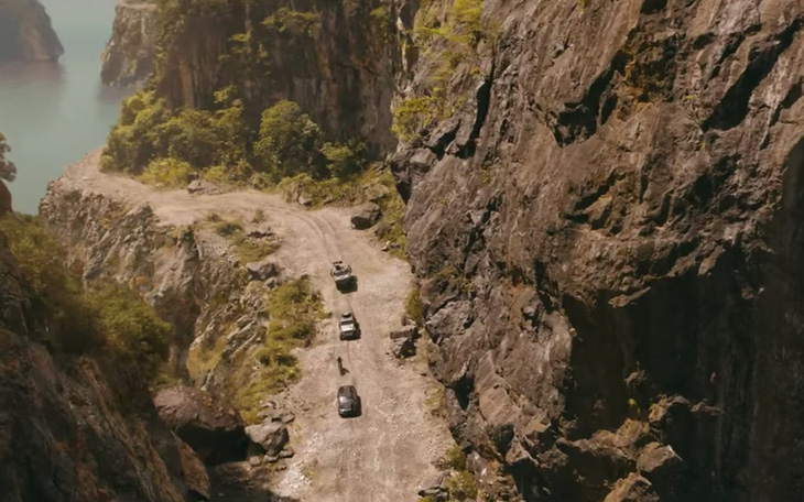 Fast & Furious 9 tung trailer với cảnh đua xe cực gây tò mò, tại sao?