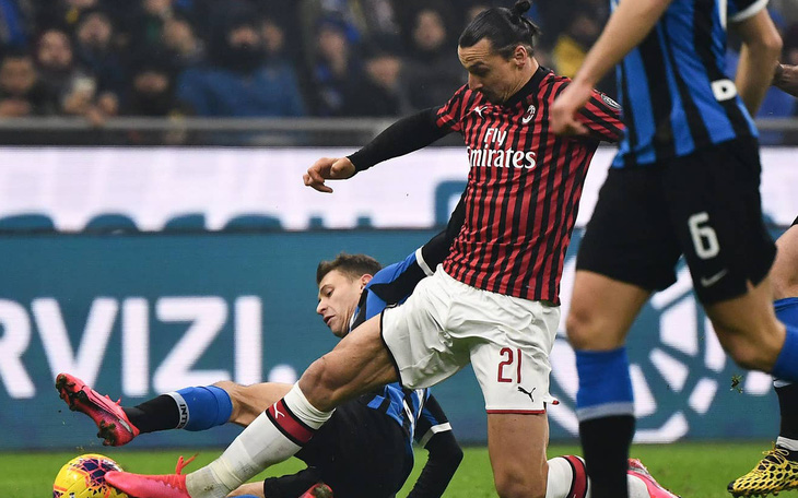 Video: Derby Milan kịch tính, Ibrahimovic ghi bàn vẫn không thể cứu AC Milan