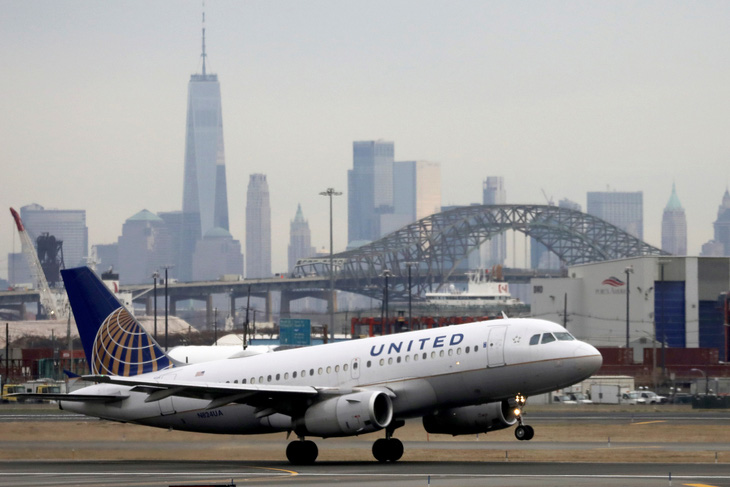 United Airlines hủy chuyến bay đến Trung Quốc tới cuối tháng 4-2020 - Ảnh 1.