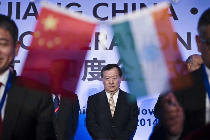 Trung Quốc thay trưởng Văn phòng sự vụ Hong Kong và Macau - Ảnh 1.