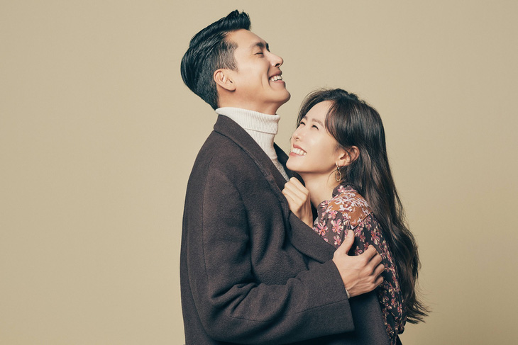 Hyun Bin và Son Ye Jin: Đôi tình nhân Liên Triều - Ảnh 1.