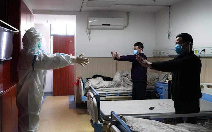 Lần đầu tiên số ca xuất viện cao hơn số ca nhiễm mới tại Trung Quốc