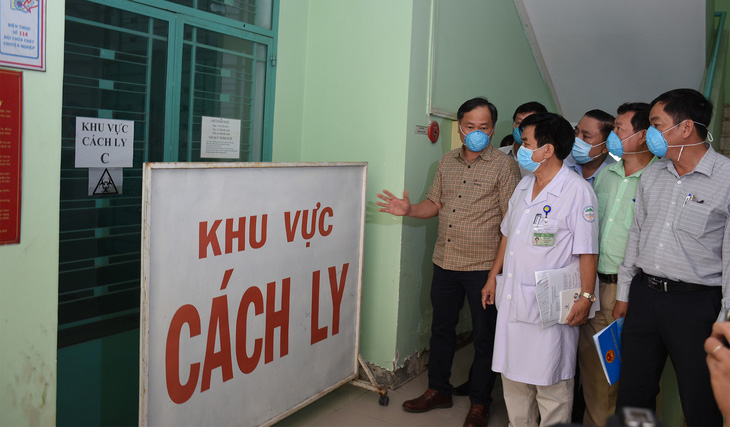Bệnh nhân nhiễm virus corona khả quan, Khánh Hòa vẫn không chủ quan - Ảnh 2.