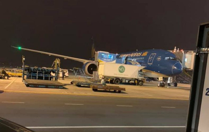 Khách Hàn Quốc tử vong trên máy bay Vietnam Airlines từ Seoul đi Hà Nội - Ảnh 1.