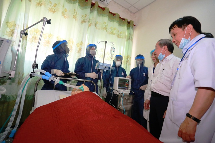 Bệnh viện Trung ương Huế sẵn sàng biến thành khu cách ly điều trị virus corona - Ảnh 1.