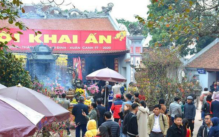 Đưa công dân Việt Nam từ Trung Quốc về nước, địa phương có dịch nghỉ học, dừng lễ hội