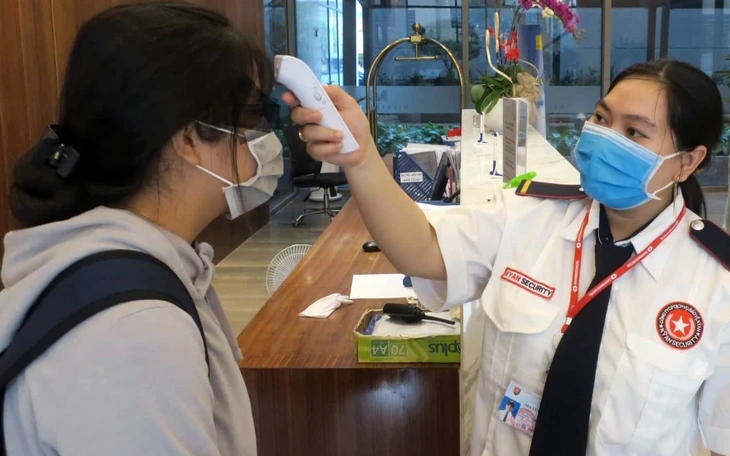 Giữ vệ sinh ở chung cư: Đâu chỉ riêng mùa dịch? - Ảnh 1.