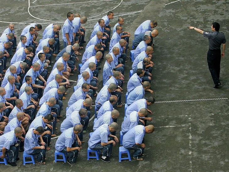 Hai nhà tù ở Trung Quốc có nhiều tù nhân nhiễm corona - Ảnh 1.