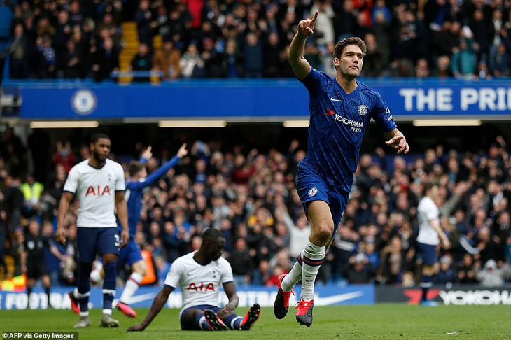 Chelsea - Tottenham 2-1: Mourinho lại bại trận trước học trò Lampard - Ảnh 2.