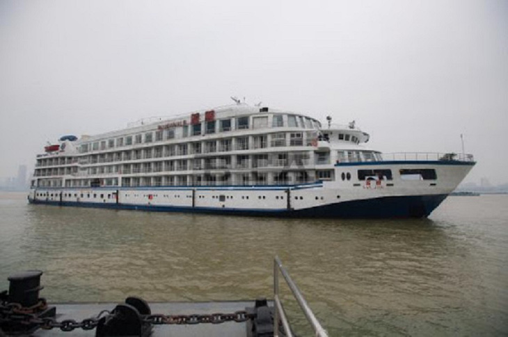 Trung Quốc điều 7 du thuyền làm khách sạn nổi cho y bác sĩ Vũ Hán - Ảnh 2.