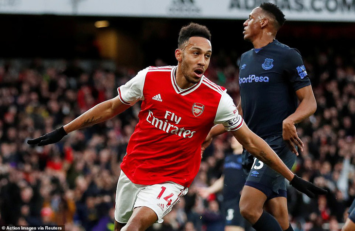 Aubameyang lập cú đúp, Arsenal thắng nghẹt thở Everton - Ảnh 3.