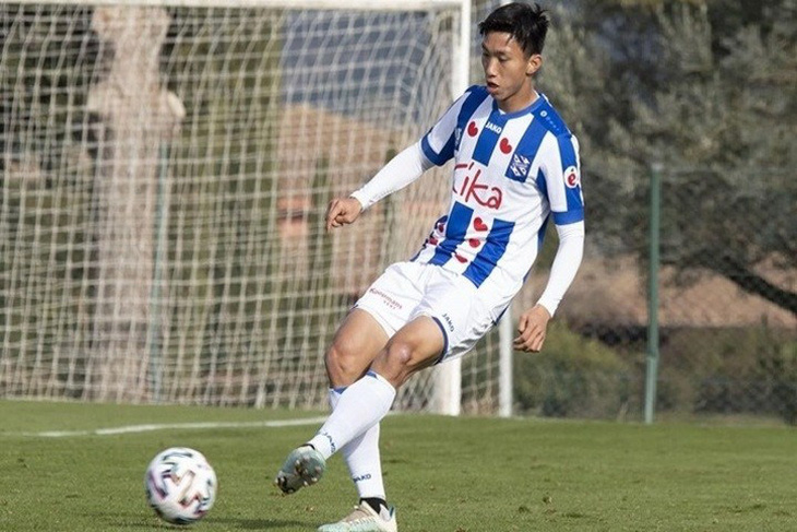 Văn Hậu không có tên trong những người ra đi của Heerenveen - Ảnh 1.