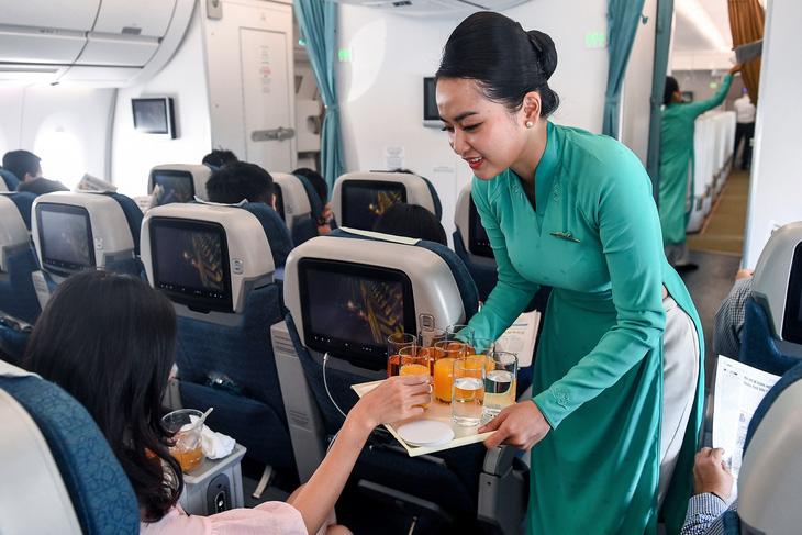 1.500 tiếp viên cơ hữu Vietnam Airlines đăng ký nghỉ không lương - Ảnh 1.