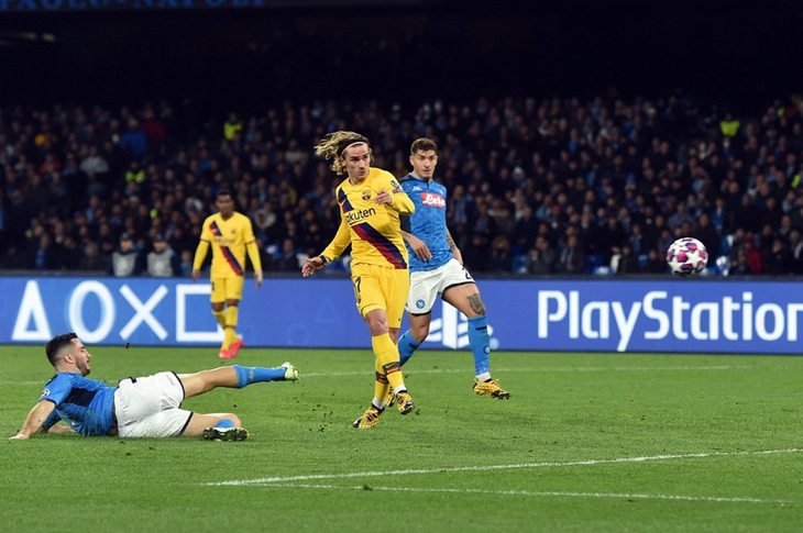 Griezmann ‘nổ súng’, Barcelona cầm chân Napoli tại San Paolo - Ảnh 3.