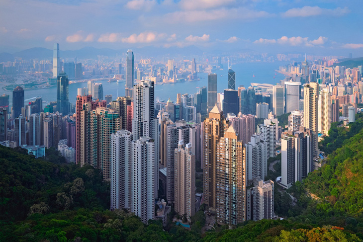 Hong Kong lên kế hoạch phát tiền cho dân để kích thích nền kinh tế - Ảnh 1.