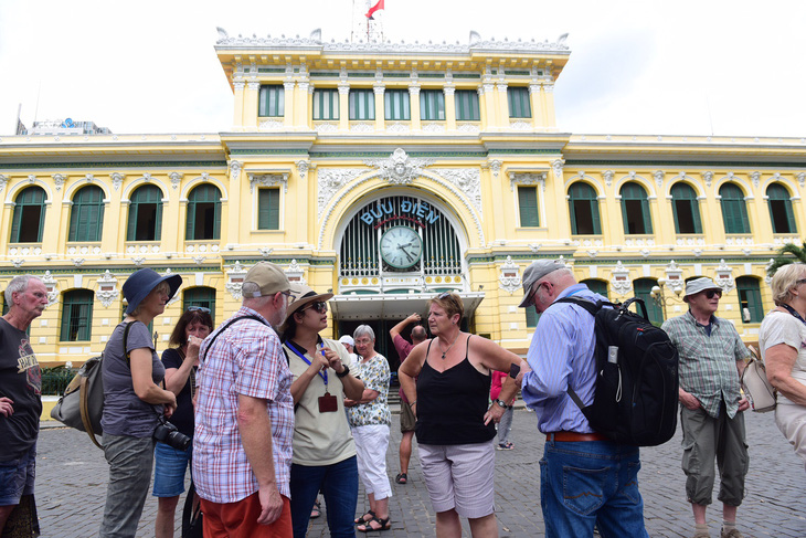 358 du khách quốc tế đang mắc kẹt tại Việt Nam muốn về nước - Ảnh 1.