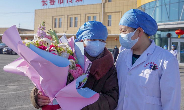 Thủ tướng Trung Quốc: Ngành y tế không được phép giấu dịch - Ảnh 1.