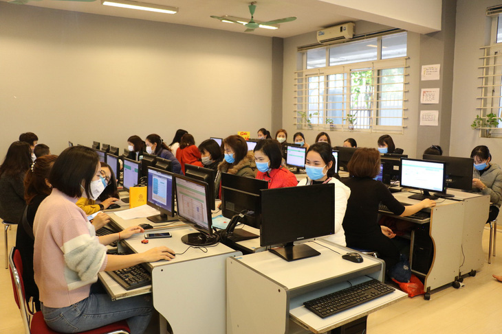 Sở GD-ĐT Hà Nội, Đà Nẵng đề xuất cho học sinh nghỉ thêm 1 tuần - Ảnh 1.