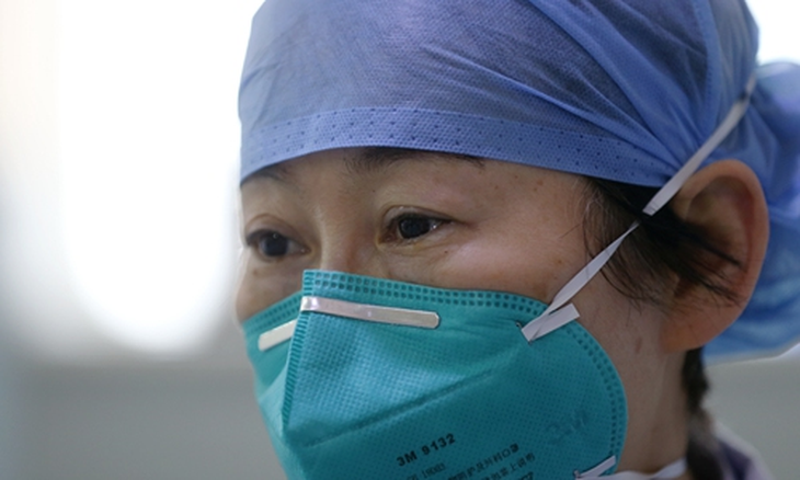 Nữ bác sĩ Trung Quốc kể lại lần gặp bệnh nhân đầu tiên nhiễm virus corona - Ảnh 3.