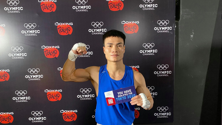 Võ sĩ boxing Nguyễn Văn Đương giành vé thứ 5 dự Olympic Tokyo 2020 cho VN - Ảnh 1.